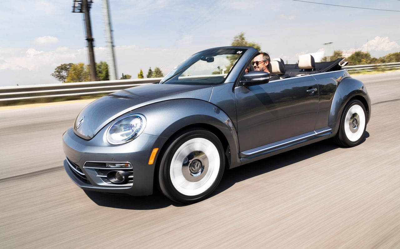 Pożyczasz auto osobie, której nie ufasz. Sporządź prostą umowę lub użyj naszej