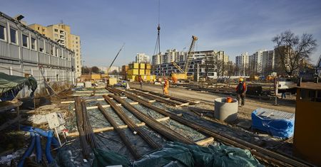 OECD podwyższa prognozę dla Polski. "Wzrost gospodarczy pozostanie solidny"