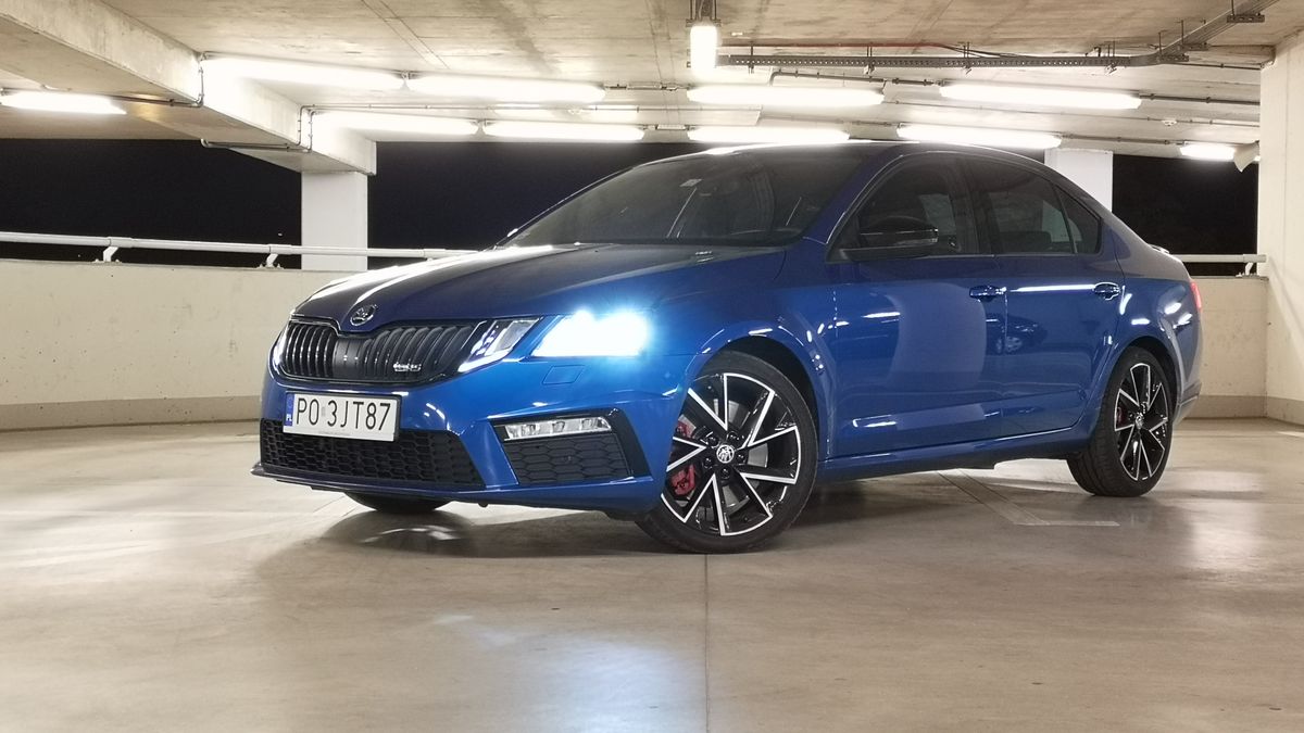 Skoda Octavia RS: audio Canton, zmienne tryby jazdy i system Amundsen 1