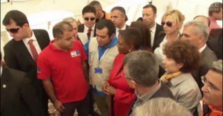 Koordynator ONZ ds. humanitarnych odwiedza obóz dla uchodźców z Syrii