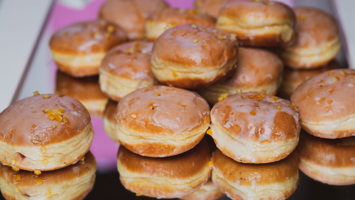 Są sprytne sposoby na odświeżenie pączków