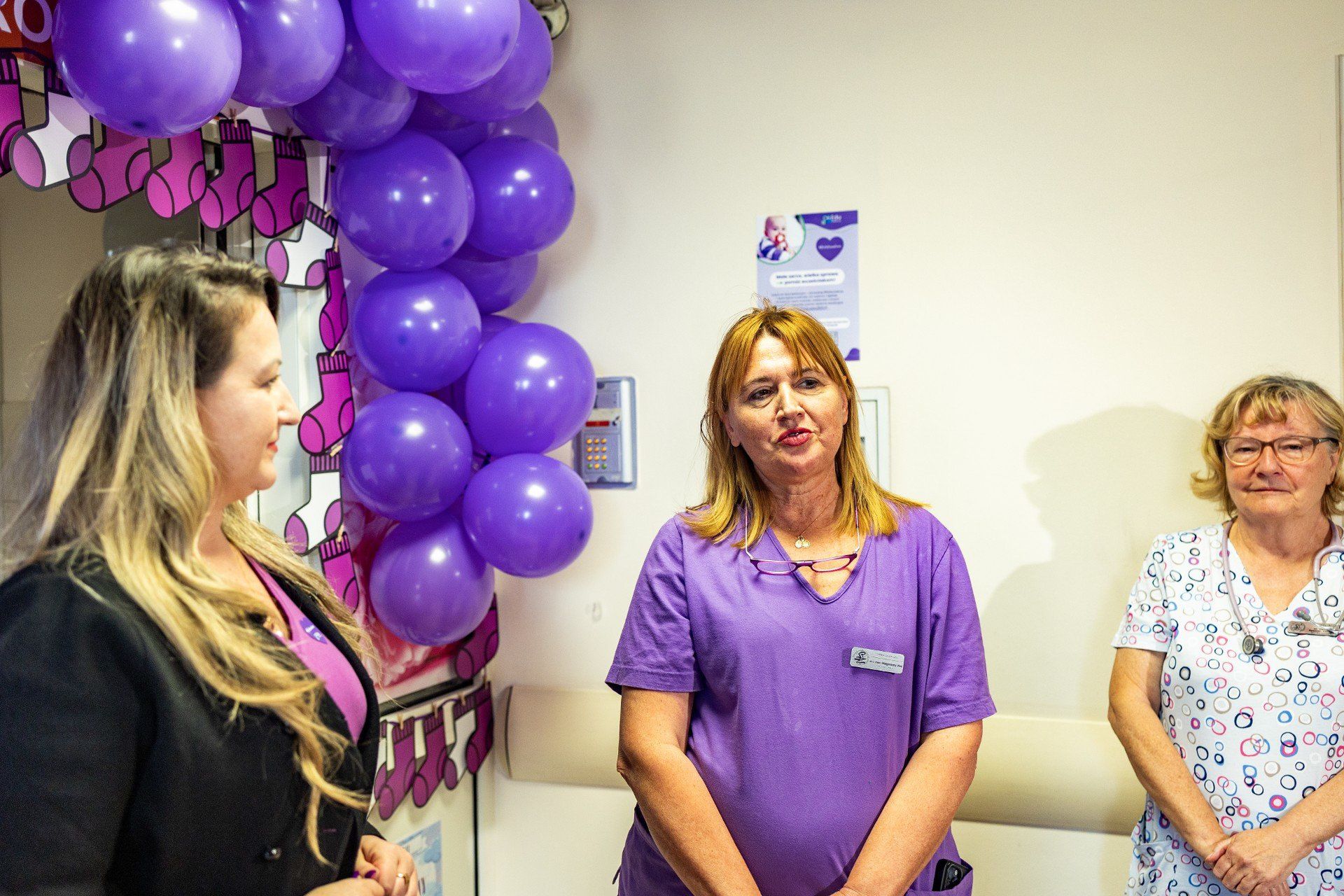 Przez cały listopad Szpital przybierze kolor fioletowy - barwę symbolizującą solidarność z wcześniakami i ich rodzinami.