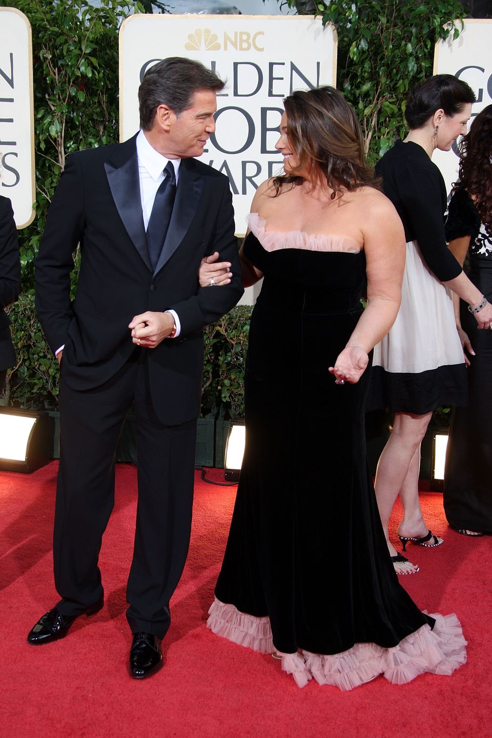 Pierce Brosnan i Keely Shaye Smith