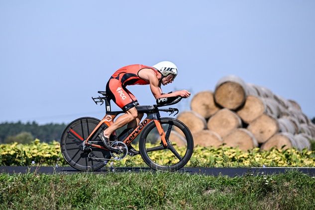 Robert Wilkowiecki to były pływak, który dość szybko odnalazł się w triathlonie. W najbliższych latach zamierza postraszyć światową czołówkę