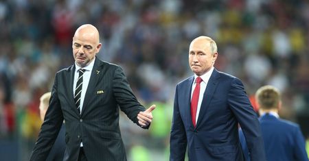 Wzywają szefa FIFA. W tle zgoda dla Rosji