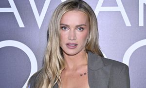 Maffashion w obłędnej mini. Takiej sukienki jeszcze na sobie nie miała