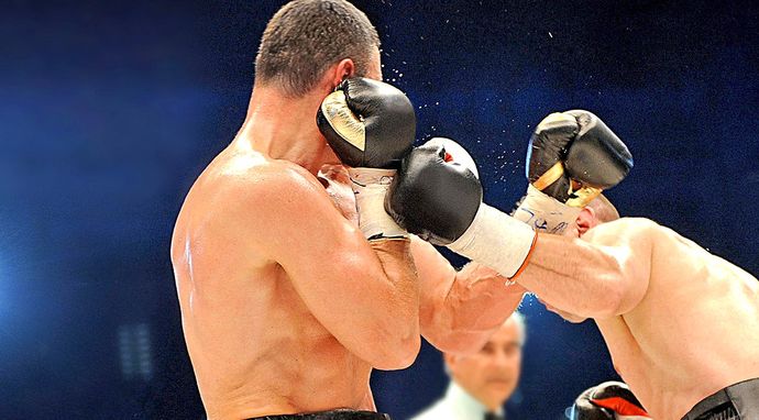 Boxing World Weekly - Wokół ringu