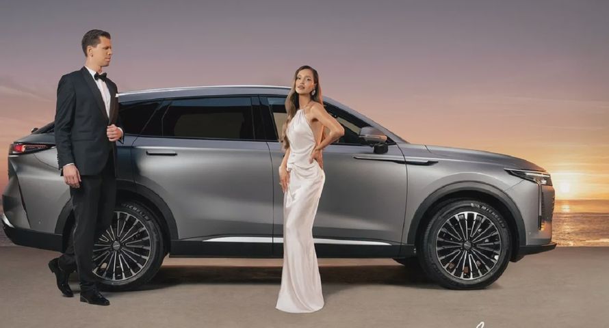 Marina i Wojciech Szczęśni znów w kampanii Omoda&amp;Jaecoo