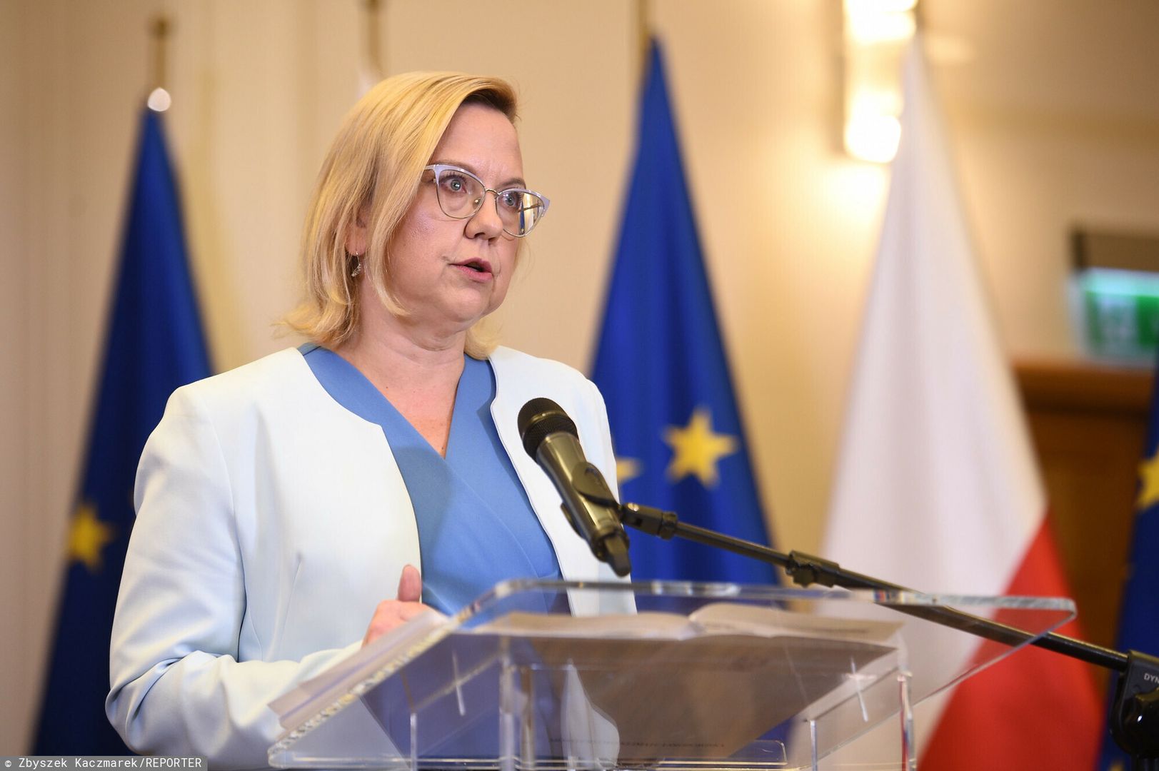 Rząd przyjął projekt ustawy o maksymalnych cenach prądu. Na zdjęciu: minister klimatu i środowiska Anna Moskwa