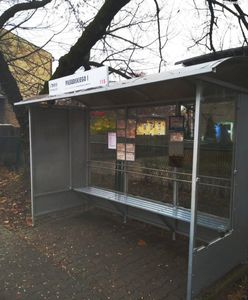 Zawiercie. Frustrację wyładował na przystanku autobusowym. Wpadł na gorącym uczynku