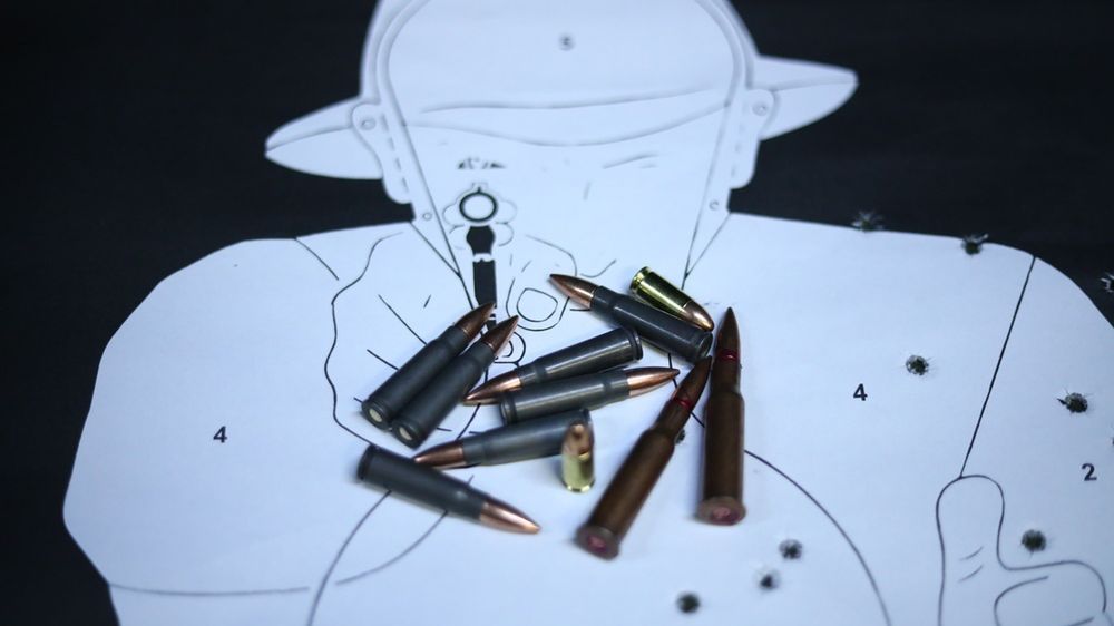 O pozwolenie na broń automatyczną, która dziś jest praktycznie niedostępną, będą mogli się starać członkowie stowarzyszeń strzeleckich i proobronnych.