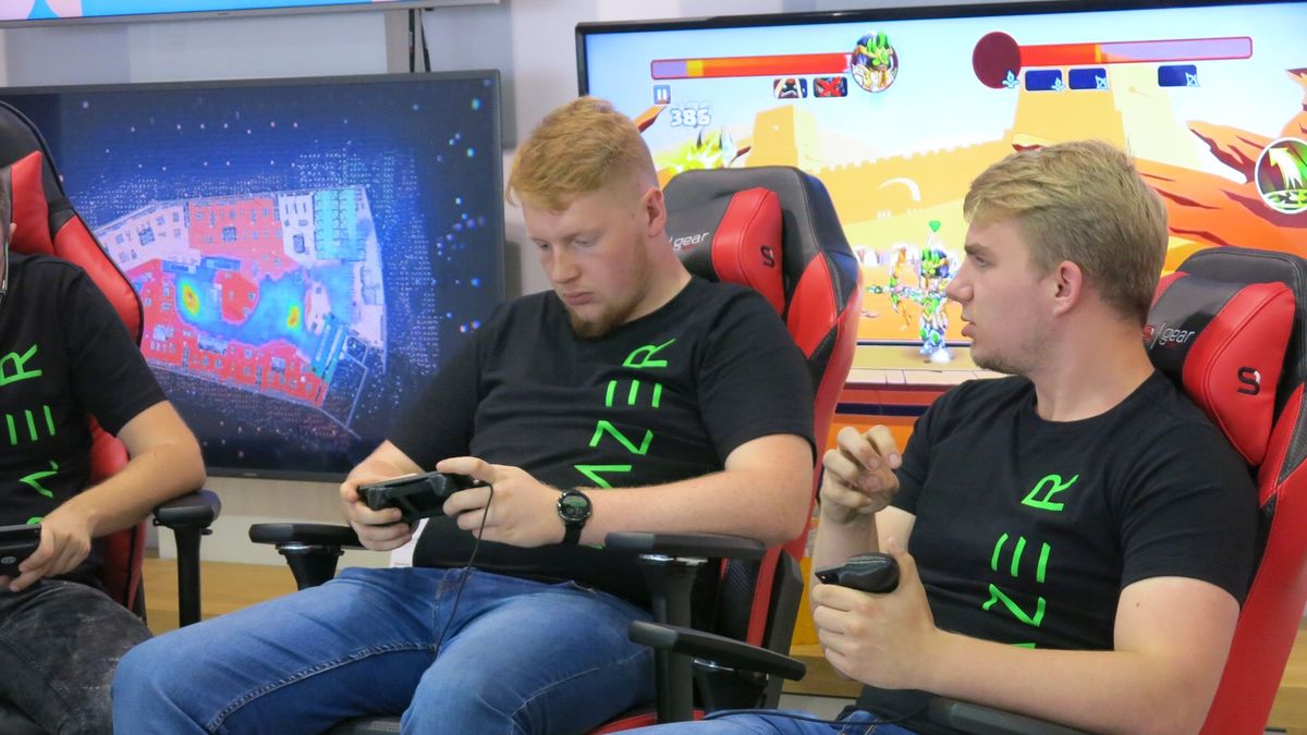 Polacy pobili rekord Guinnessa w graniu na telefonach. Opowiadają nam o szczegółach bicia rekordu 1