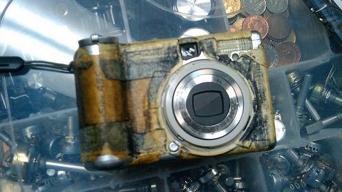 Czy można bardziej oszpecić aparat? 1