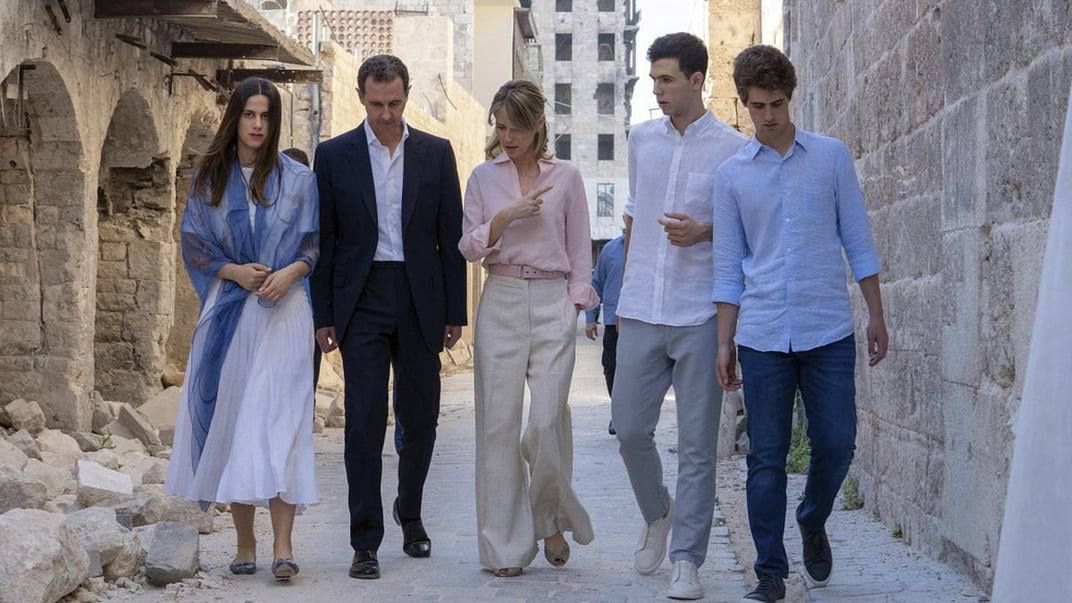 Bashar al-Assad and his family were to be granted asylum in Russia.