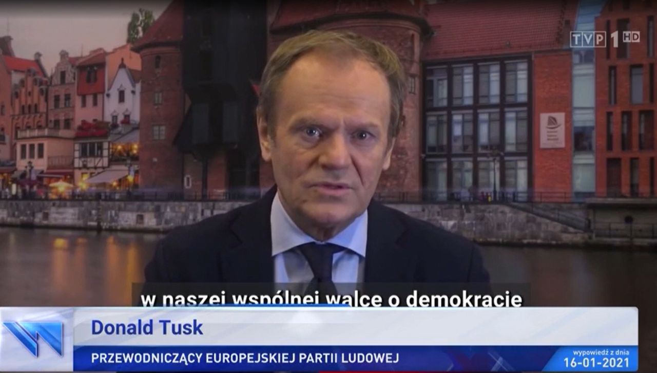 W "Wiadomościach" TVP bez zmian. Tusk gada po niemiecku 