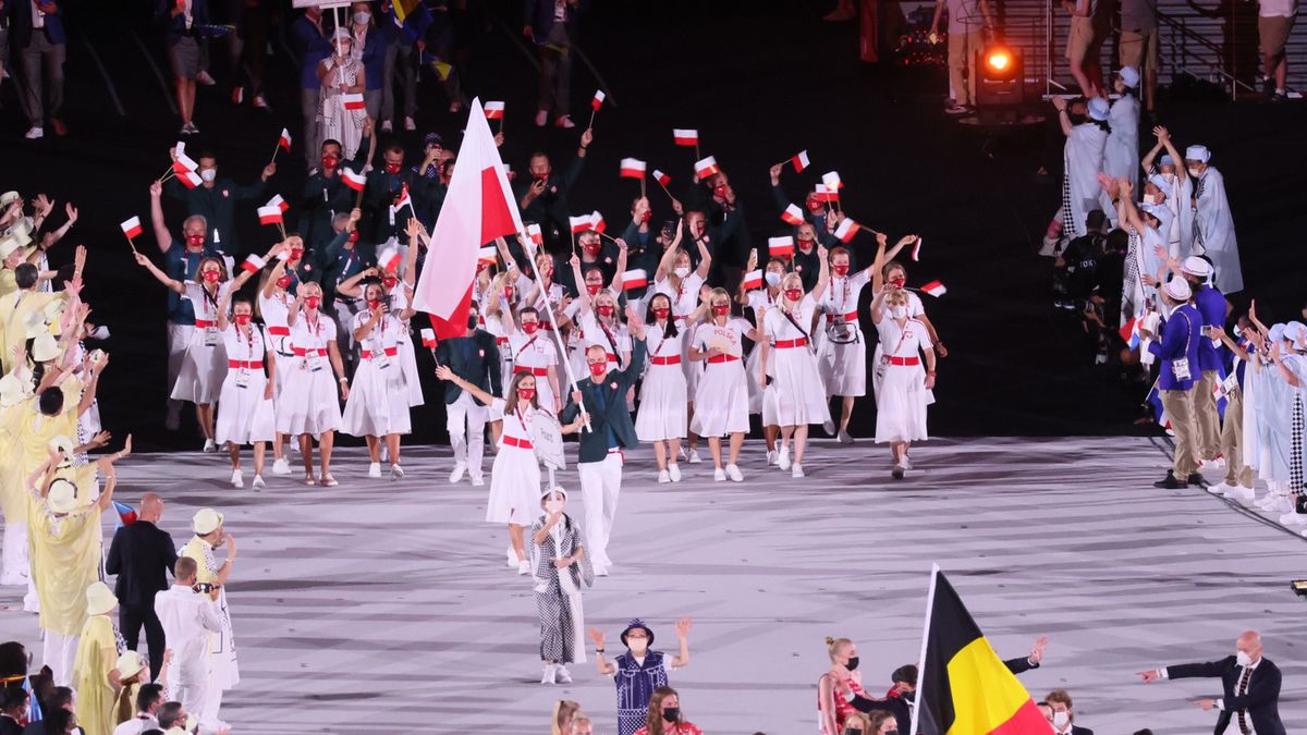 zawodnicy reprezentacji Polski podczas ceremonii otwarcia IO