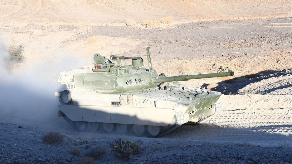 Booker sprawdza swoją formę na poligonie Yuma Proving Ground 