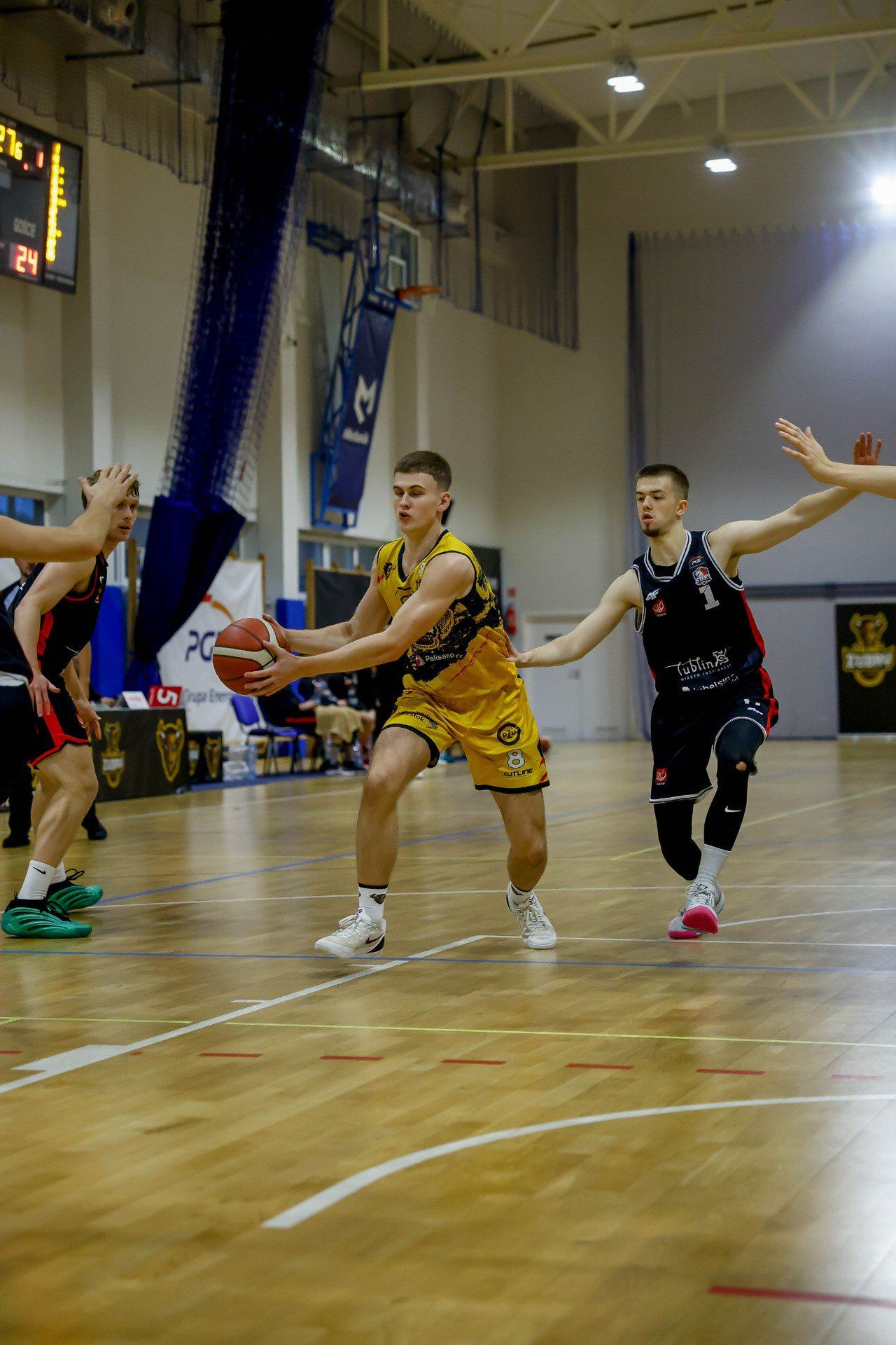 Zwycięstwo Tura Basket Bielsk Podlaski i AK Młode Żubry Białystok w II lidze koszykówki
