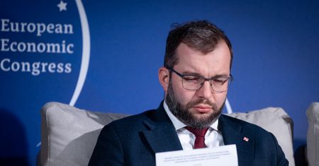 Wszystkie fundusze dla Polski zagrożone. Rząd komentuje
