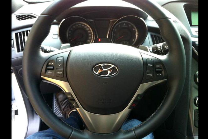2013 Hyundai Genesis Coupe