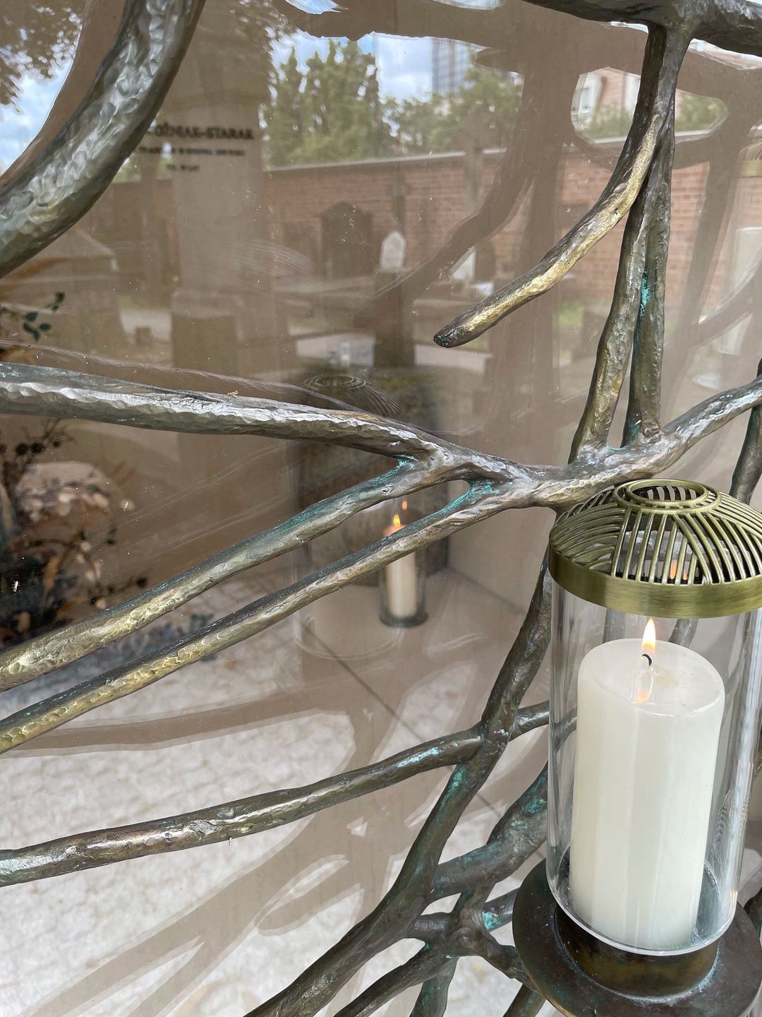 Grób Woźniaka-Staraka