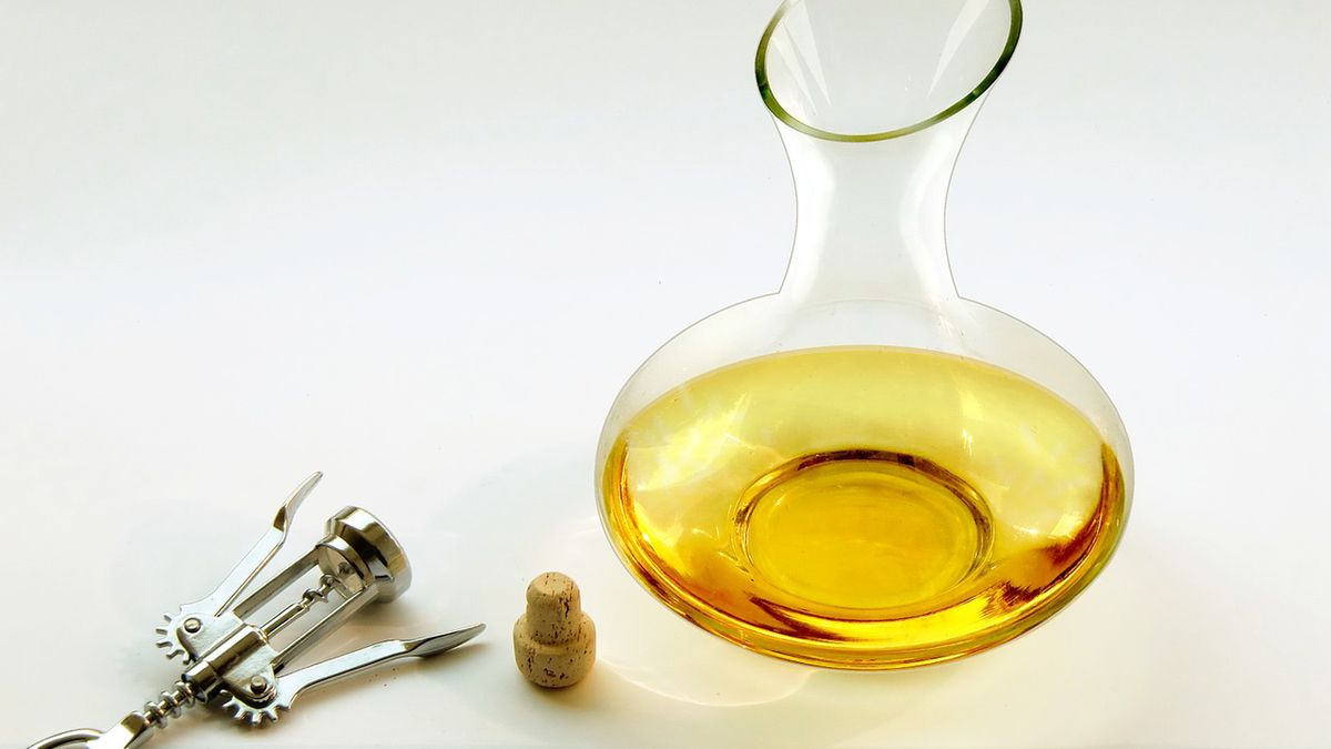 Wino stołowe muller thurgau (białe)