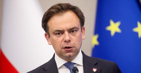 Domański w miejsce Tuska? Minister odpowiada