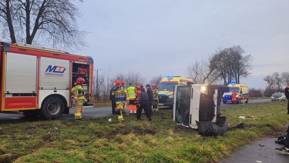 Dachowanie busa na dw 165