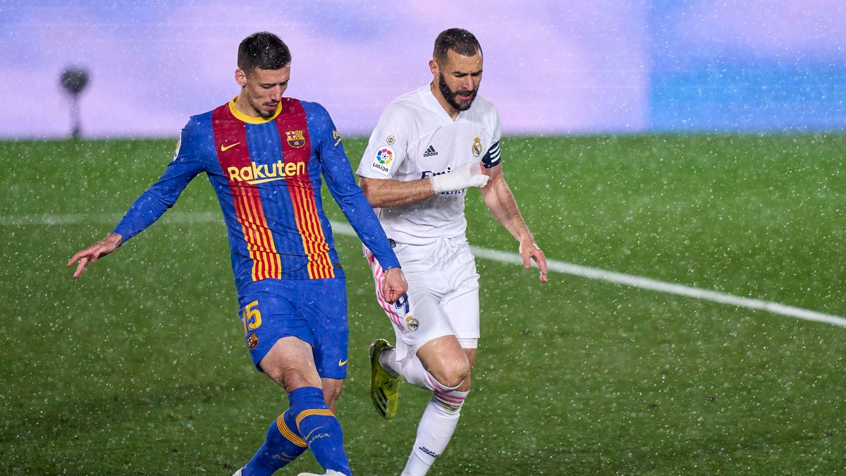 Clement Lenglet (z lewej) i Karim Benzema