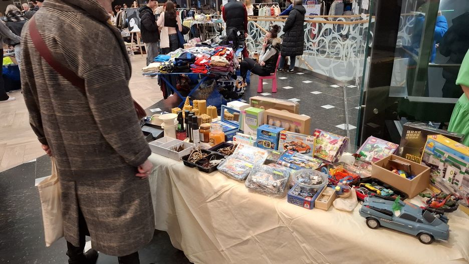 Trwa wyprzedaż garażowa w CH Promenada. Na miejscu perełki za półdarmo!