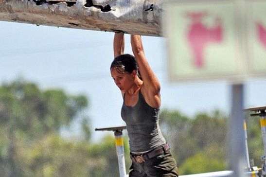 Alicia Vikander jako Lara Croft! Zobacz następczynię Angeliny Jolie w pełnej krasie [FOTO]