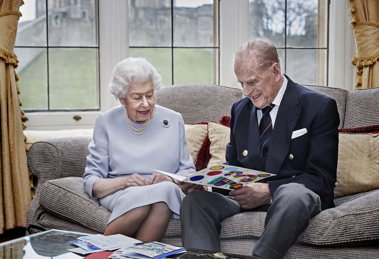 Zdjęcie dnia. Królowa Elżbieta II i książę Filip obchodzą 73 rocznicę ślubu