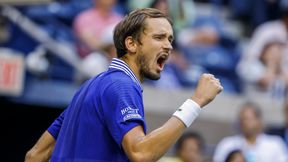 To mógł zrobić tylko Rosjanin. Miedwiediew pokazał jak "bojkotuje" Wimbledon
