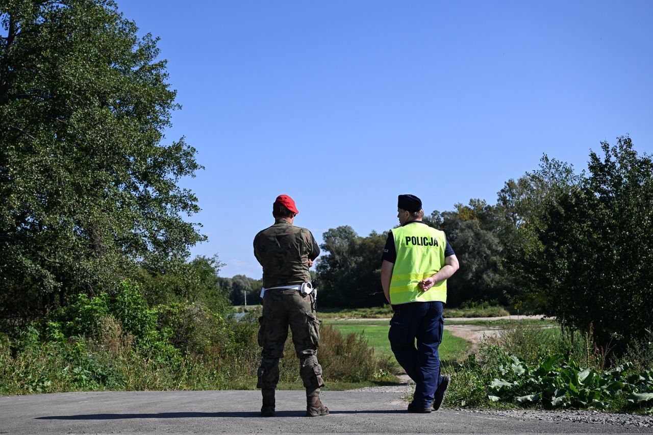 Ostrzeżenie Sztabu Generalnego. "Nie dotykaj zestrzelonych dronów"