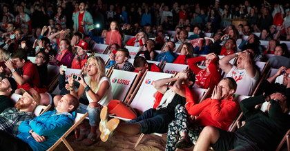 "Z porażki Polski cieszy się tylko Media Markt" - żartują kibice. Sieć protestuje i pokazuje promocję na pocieszenie