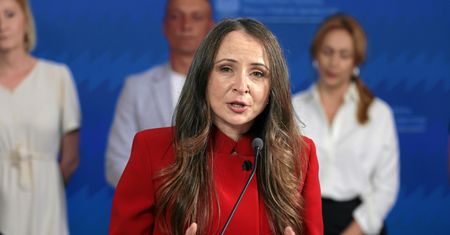 Rezygnują z krótszego czasu pracy. Problem firm w wielkim teście