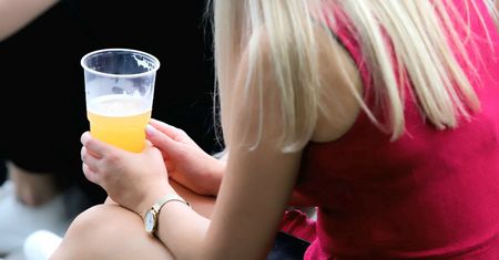 Test na ukryty alkoholizm. Dwa razy "tak" oznacza problem