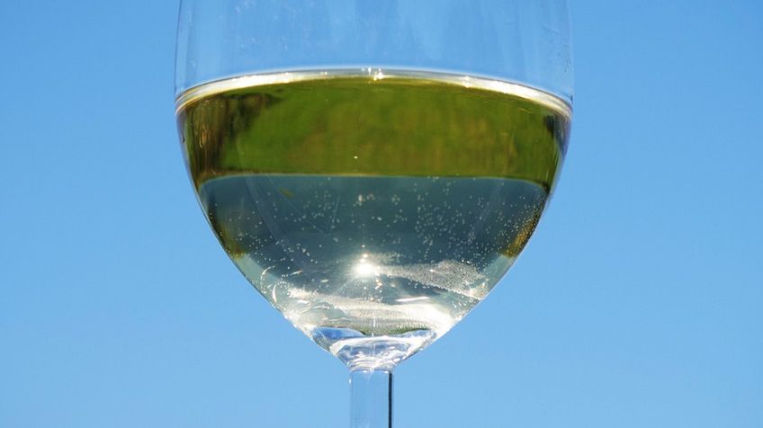 Wino stołowe z późnych zbiorów (białe)