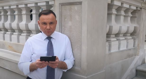 Friz i prezydencki "Ostry cień mgły" polskimi hitami 2020 na YouTube