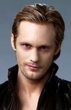 Alexander Skarsgard niczym lew