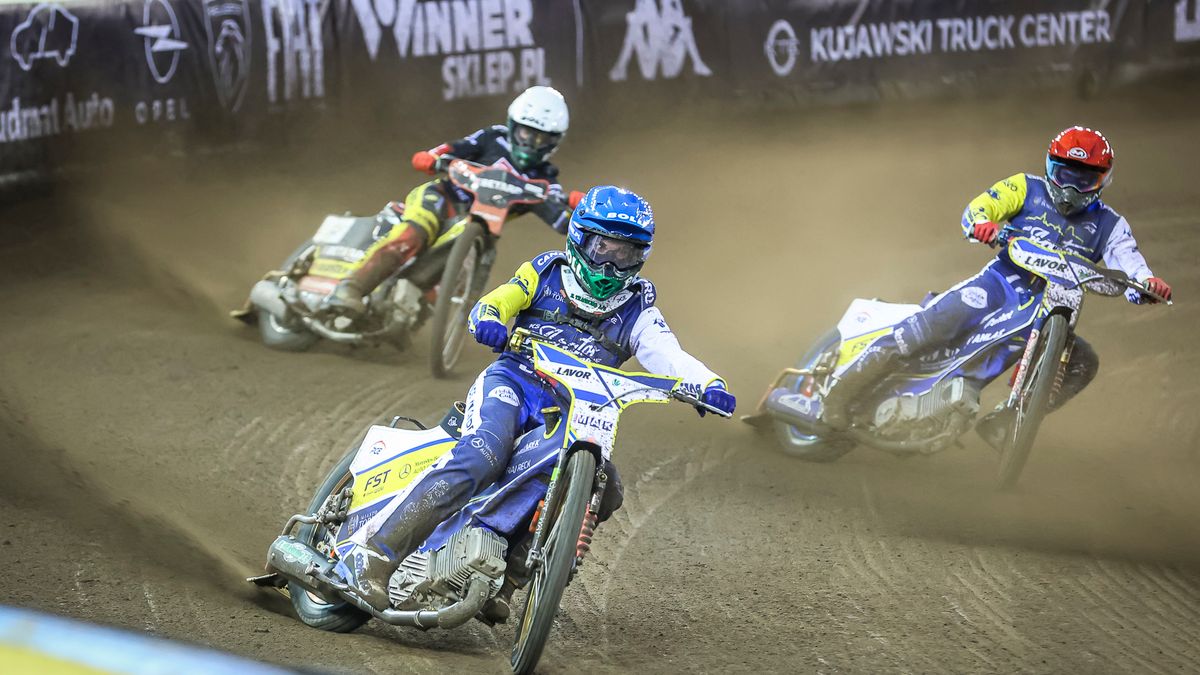 WP SportoweFakty / Julia Lambert / Na zdjęciu: zawodnicy PRES Grupa Deweloperska Toruń