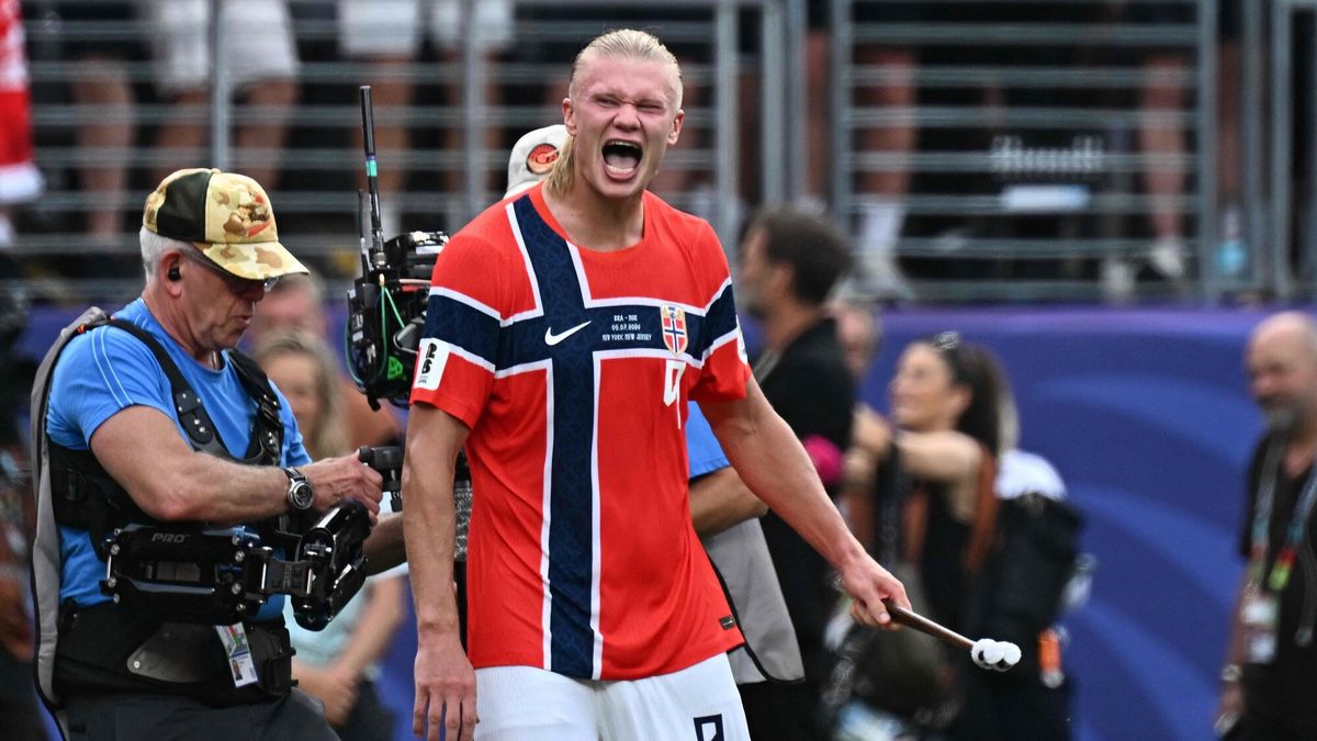 Mundial 2026 - 1/8 fina?u
Norway's forward #09 Erling Braut Haaland celebrates after winning the 2026 World Cup round of 16 football match between Brazil and Norway at the New York/New Jersey Stadium in East Rutherford on July 5, 2026.  (Photo by Jewel SAMAD / AFP)
JEWEL SAMAD