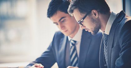 Ile zarabiają pracownicy centrów biznesowych w Polsce?
