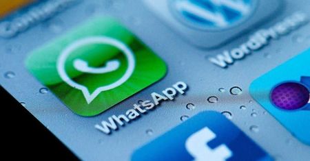 UE obroniła użytkowników WhatsAppa, czyli nie taki Facebook straszny...