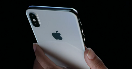 Rogaty ekran standardem w iPhonie? Cena podstawowej wersji wzrośnie