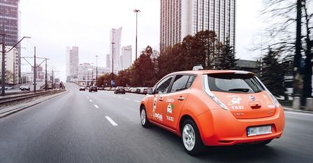 Elektryczne taksówki myTaxi pojawiły się w Warszawie, jest tanio i ekologicznie
