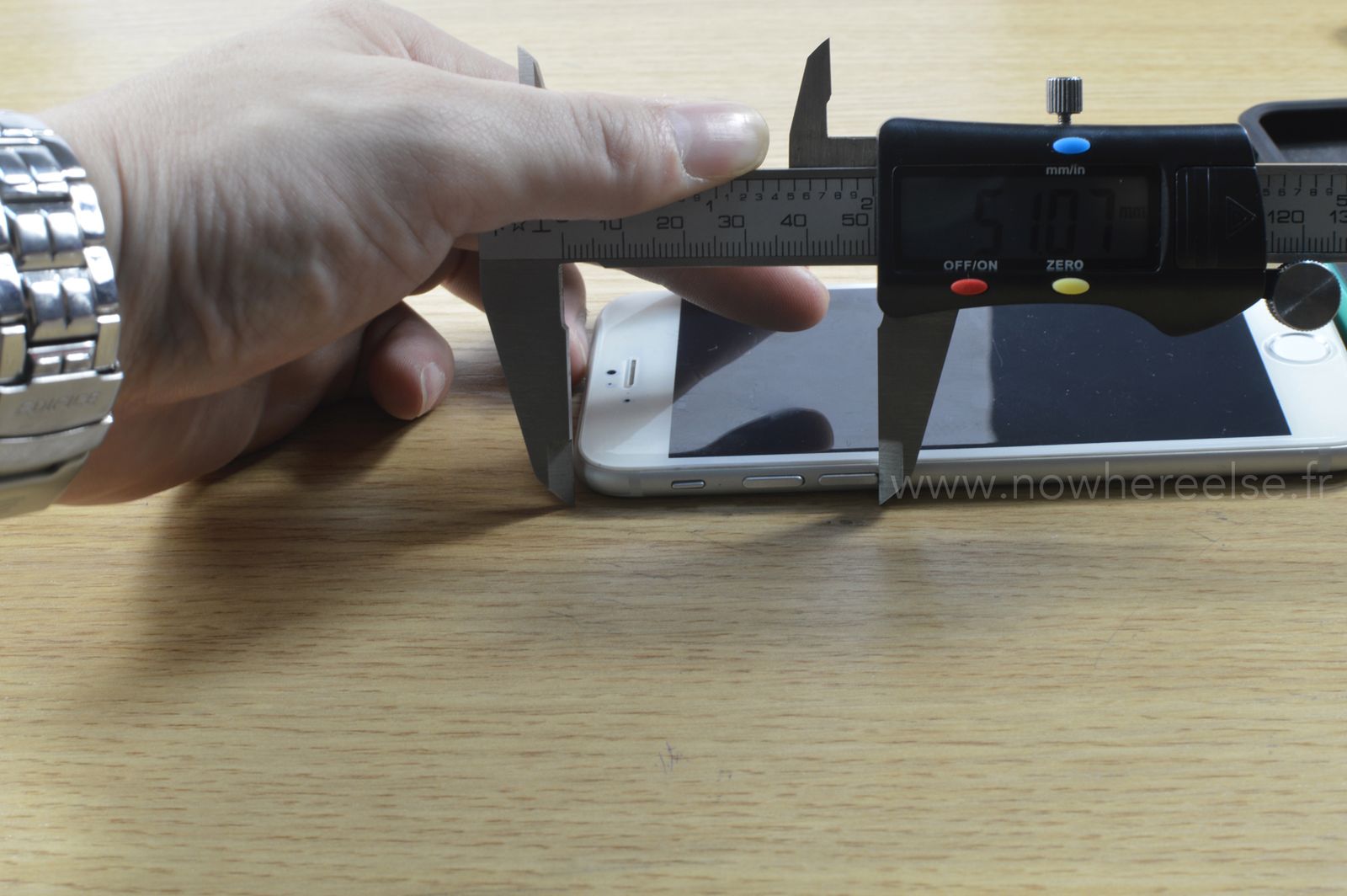 Wymiary i wygląd iPhone'a 6 ujawnione. Będzie tylko minimalnie mniejszy od LG G2? 22