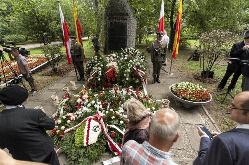 Ksiądz modlił się za powstańców. Wśród intencji prośba o nawrócenie "totalnych" przeciwników rządu