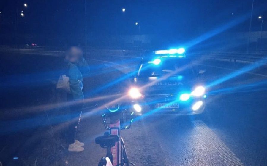 Rowerem po obwodnicy Trójmiasta. Policjanci nie mieli litości