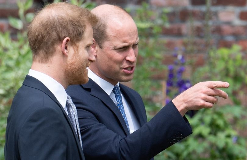 Książę William i Harry odsłaniają pomnik księżnej Diany